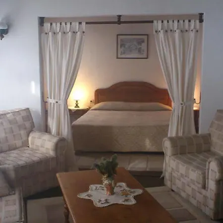 Family Fenerite Hotel